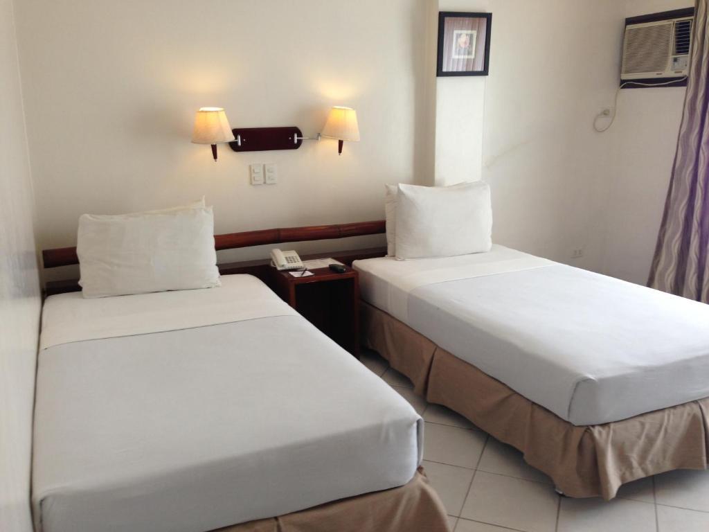 Soledad Suites Panglao Exterior foto